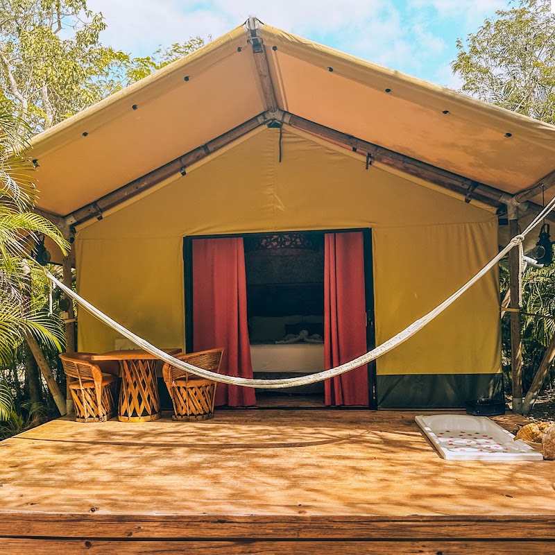 Hemingway Romantic Eco Resort Tulum