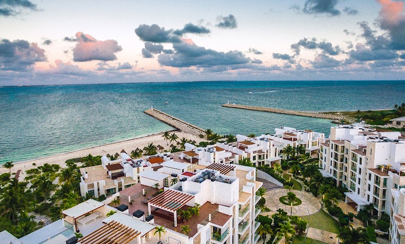 La Amada